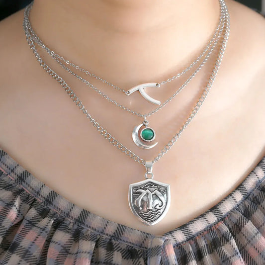 Wishbone Crest Pendant