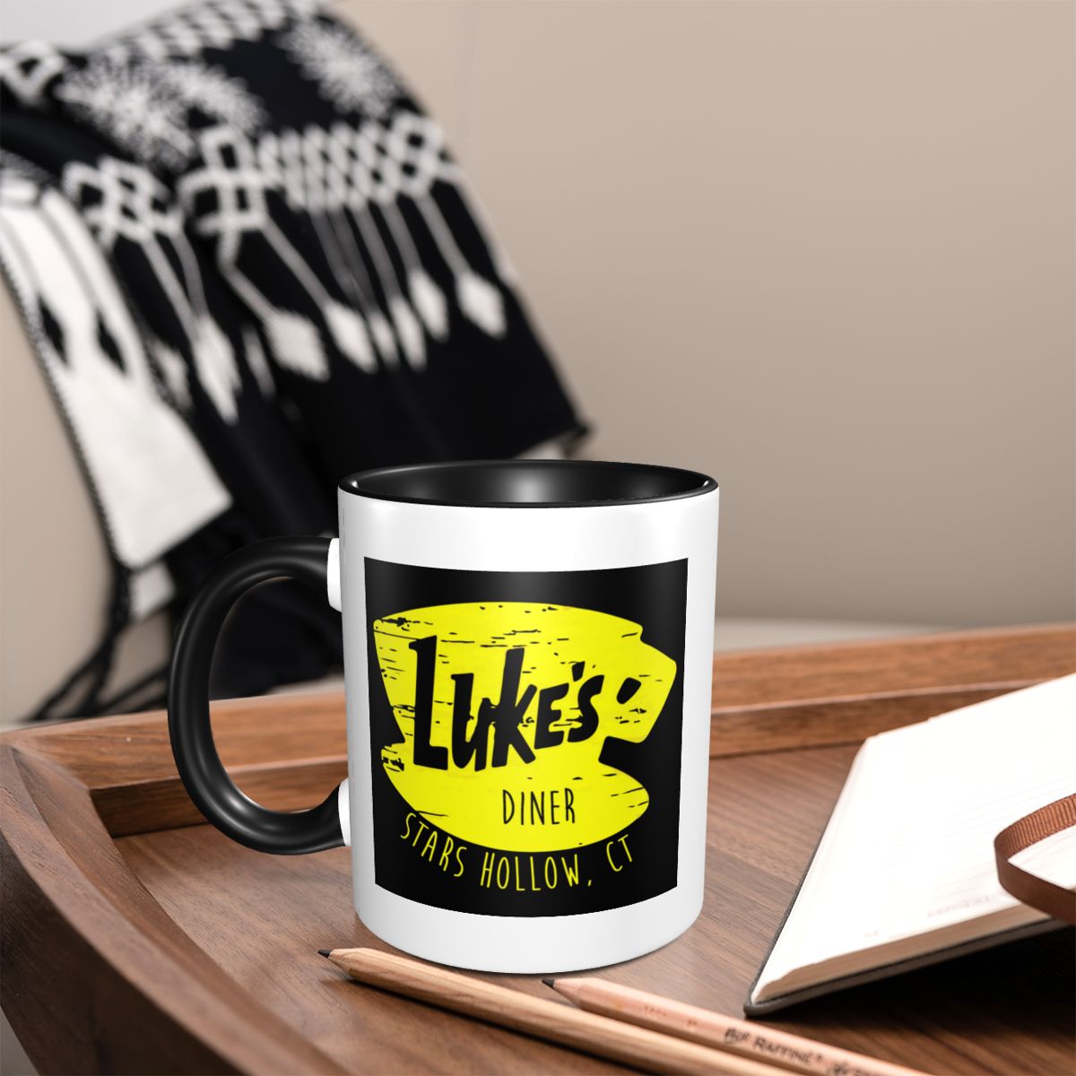 Luke'S Diner Stars Hallow Coffee Mug